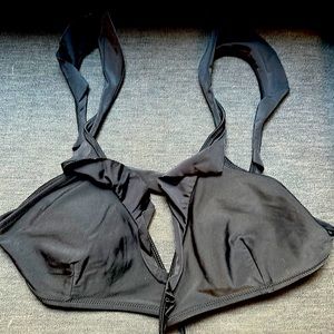 Black bikini top